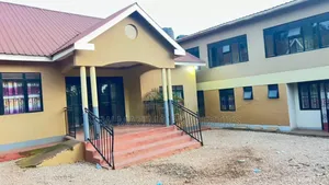 11bdrm Apartment in Kira Mulawa, Central Division for sale