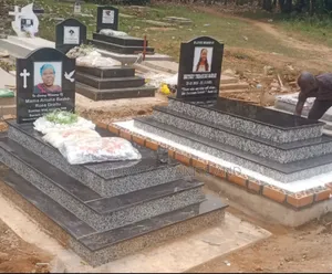 Both Marble and Tarazzo Grave at Low Cost