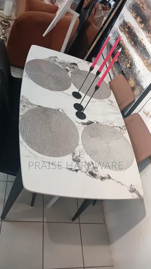 4 Seater Diningtable