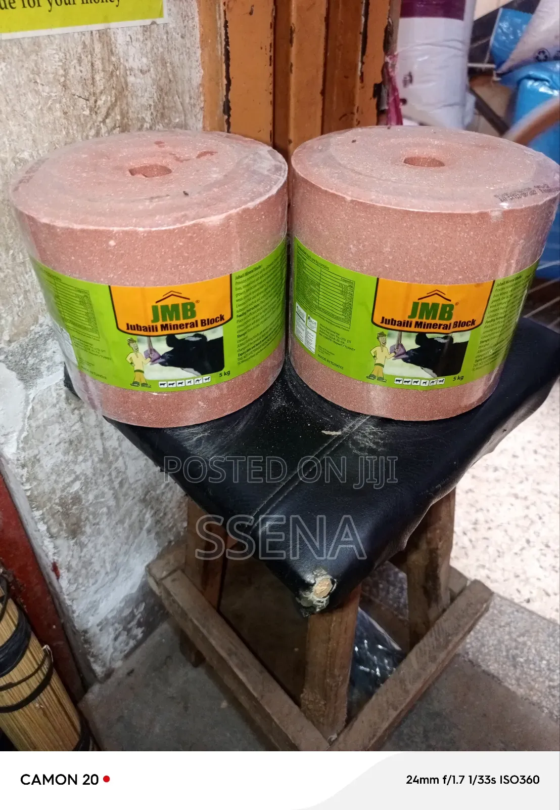Animal Salt Mineral Linking Blocks