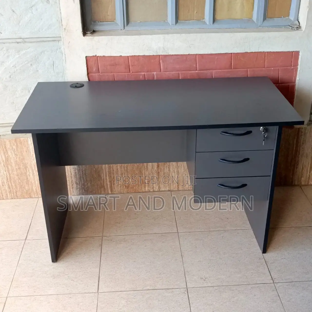 Modern Office Table/Office Table/Reading Desk/ Offices Tables008