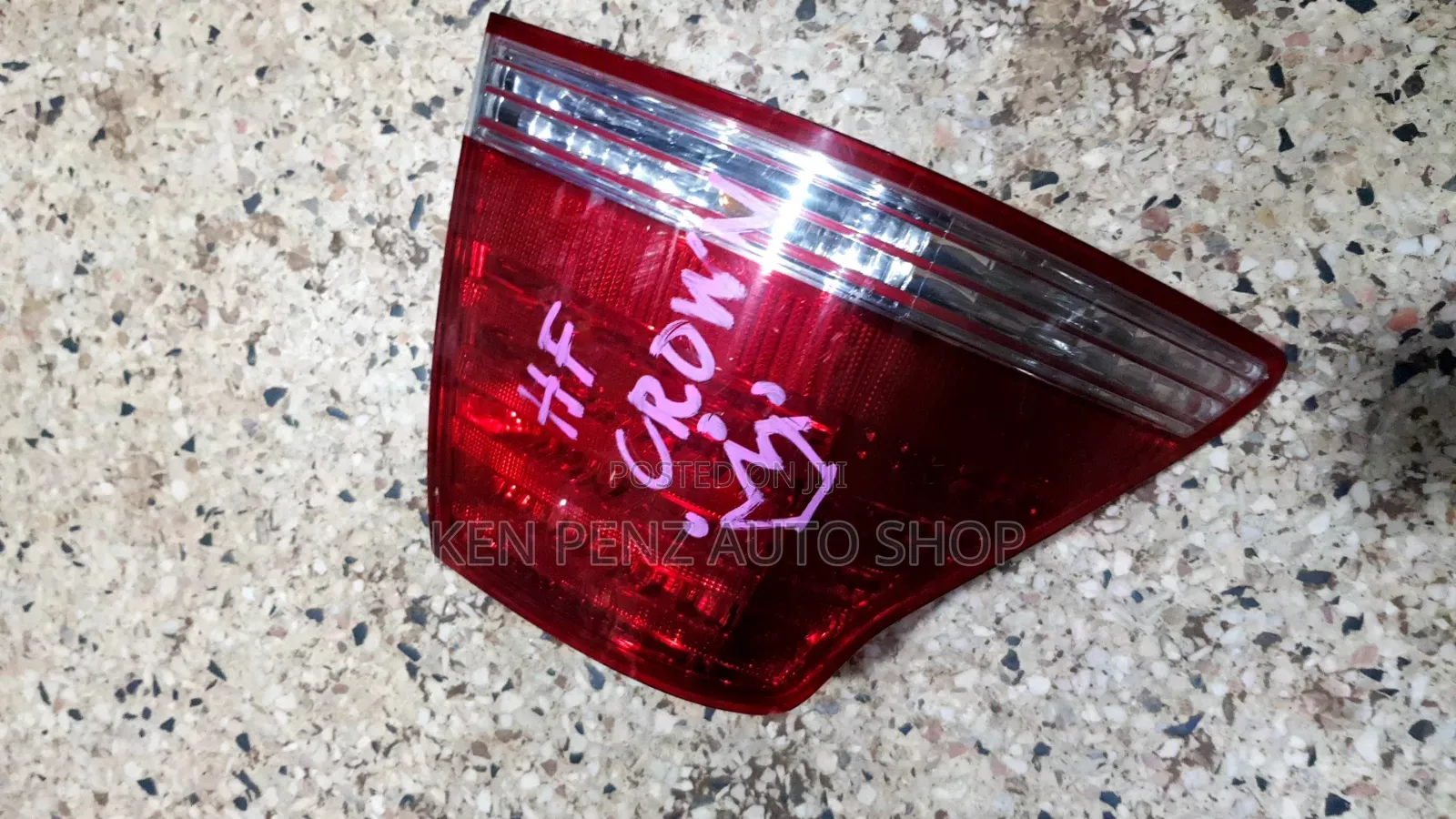 Toyota Crown Taillamp