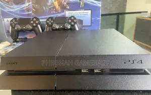 Ps4 Clean High-Value Gaming Unit, 2 Pads and 19 Games Inside.