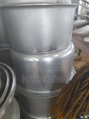 There Three Sets of Aluminium Source