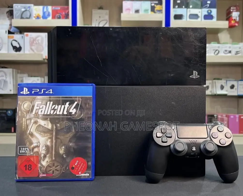 Ps4 Complete Gaming Bundle, 2 Pads Plus 20 Installed Games.