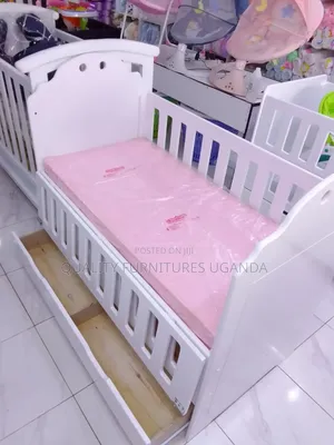 Comfort White Baby Crib