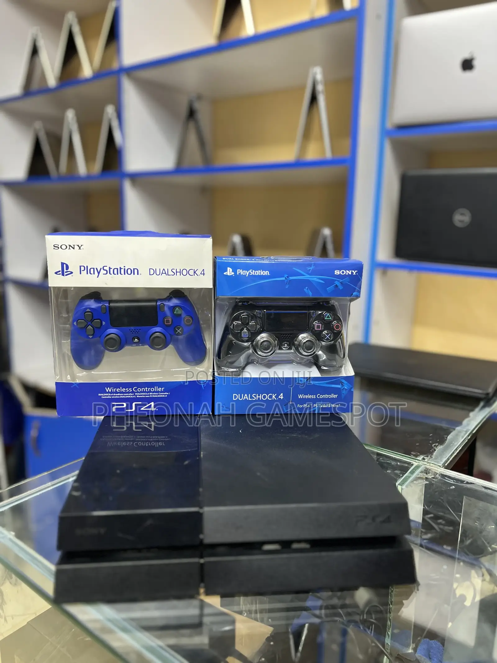 Ps4 Complete Fun Package, 2 Pads Plus 20 Exciting Games.