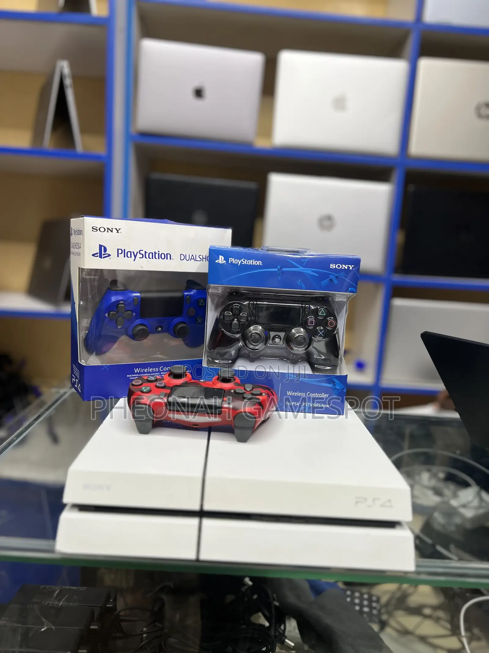 Ps4 Powerful Fun Machine With 2 Controllers and 11 Games Ready.