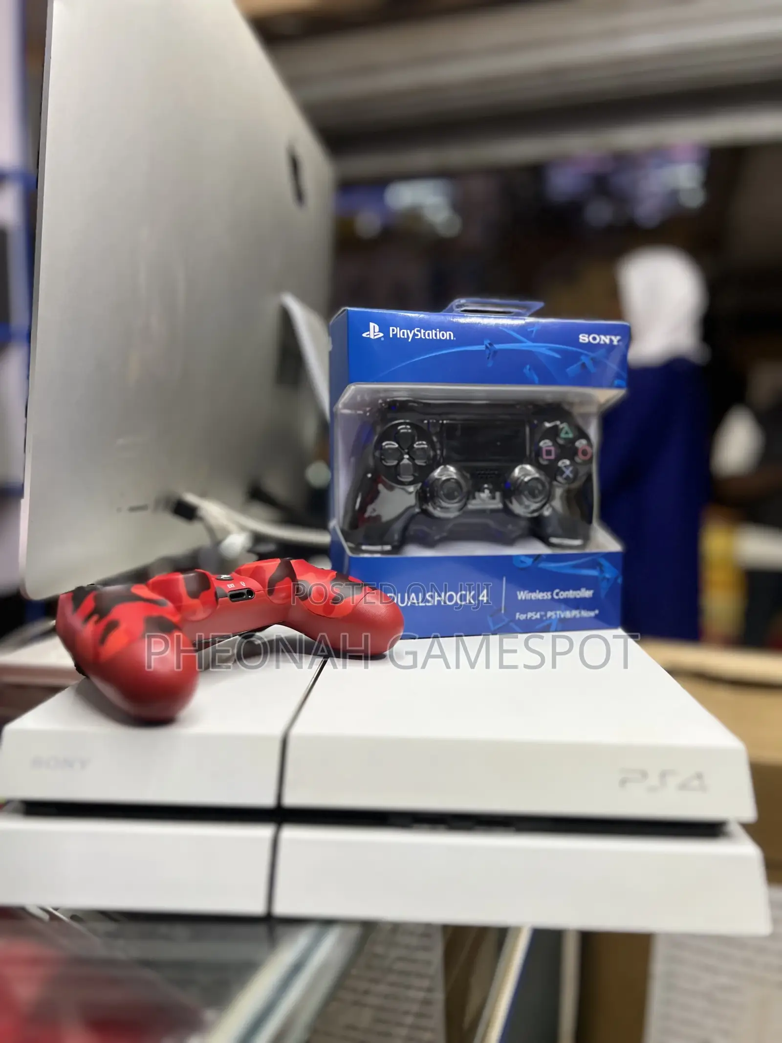 Ps4 Nonstop Entertainment Console, 2 Pads Plus 13 Games Inside.