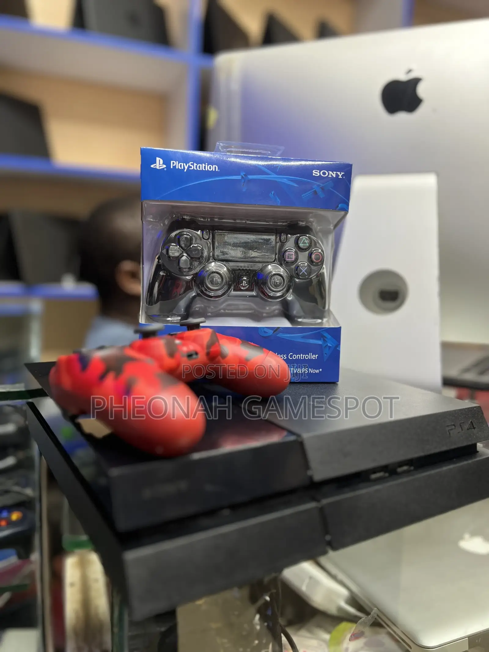 Ps4 Easy Play Entertainment Console With 2 Controllers and 12 Games.