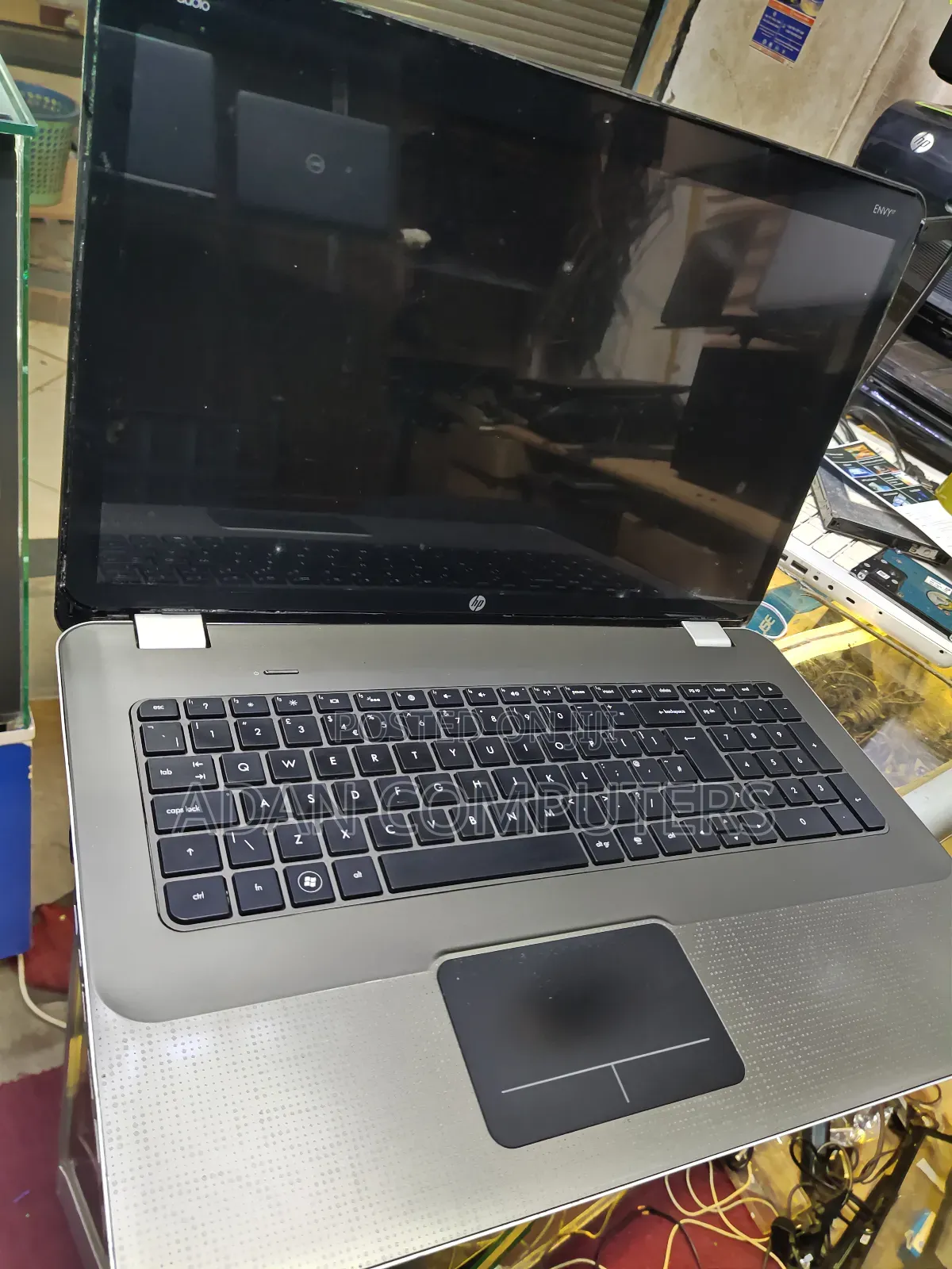 Laptop HP Envy 17 8GB Intel Core I7 HDD 500GB