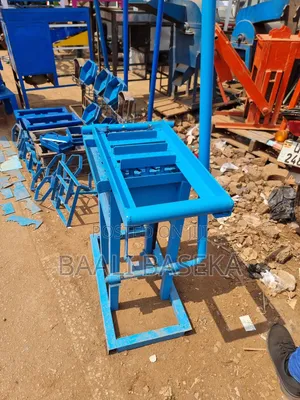 Commercial Grade/ Briquettes Machine/20 Briquettes