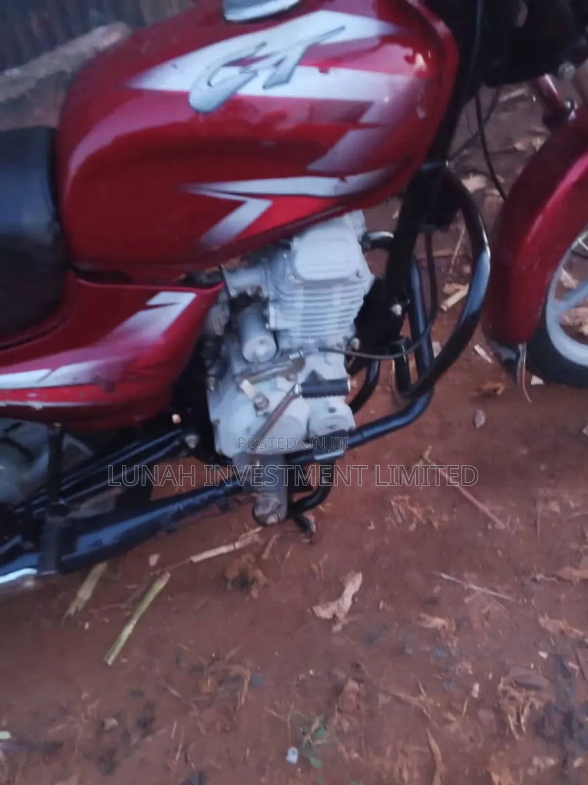 Bajaj Boxer 125 2024 Red