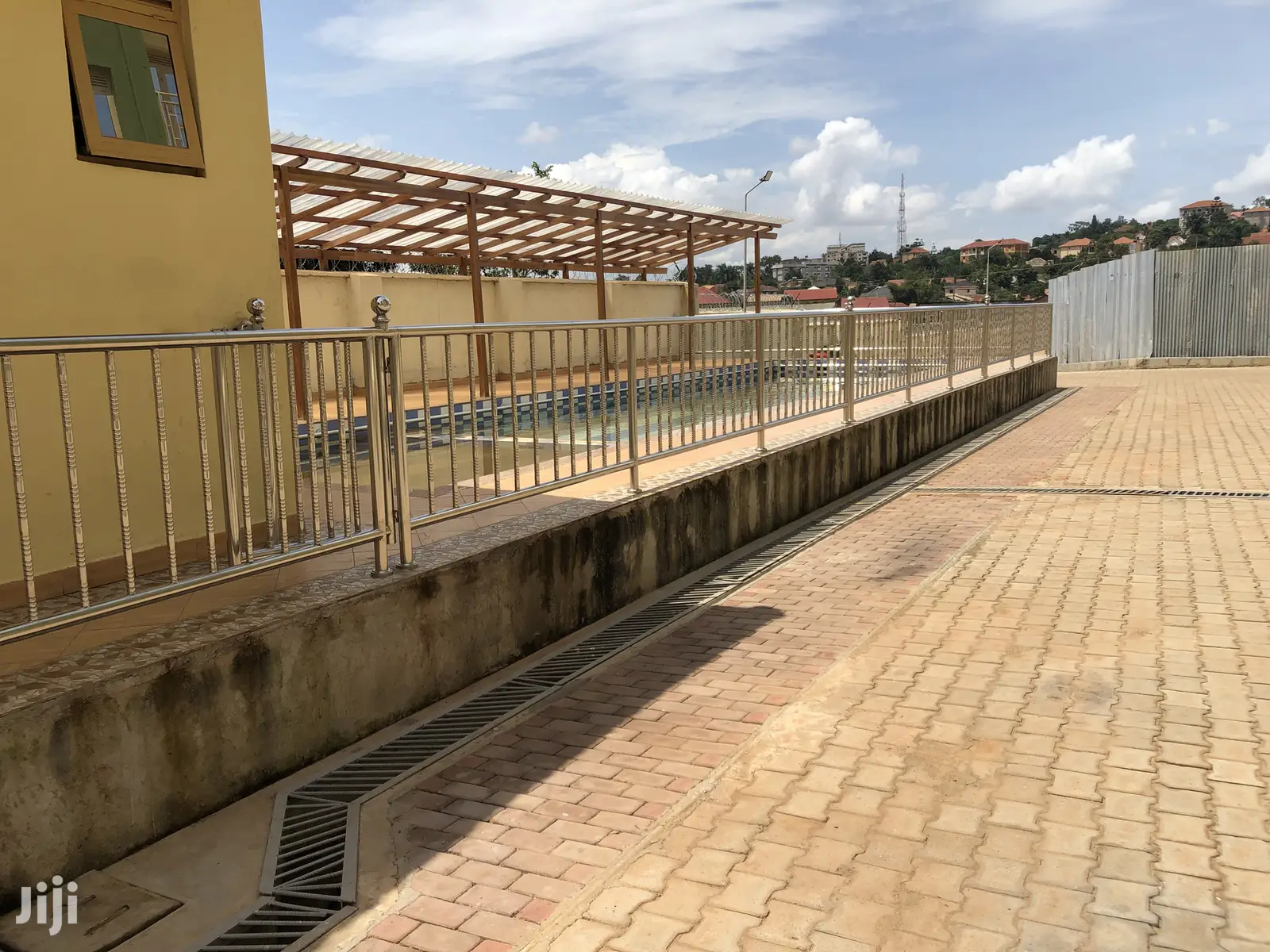 BUKOTO Condominiums With A Swimming Swimming Pool On Sell