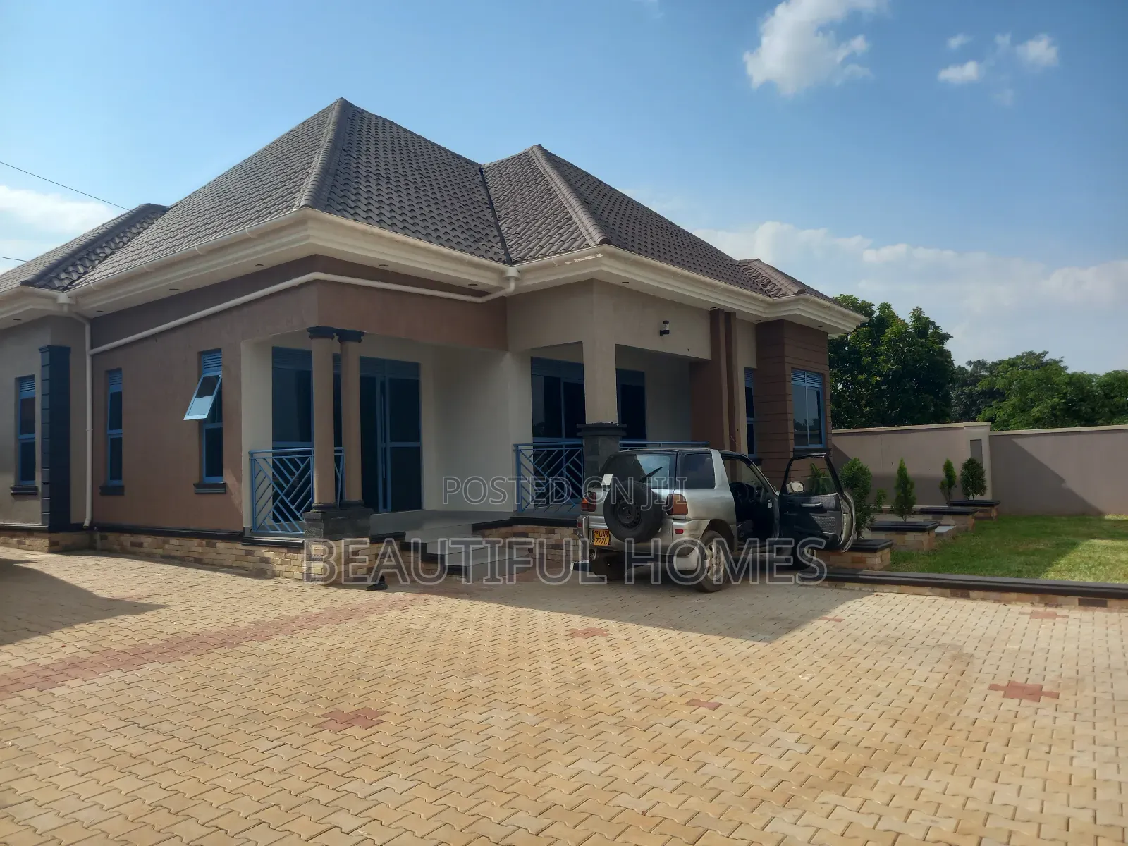 Furnished 4bdrm House in Kira for sale