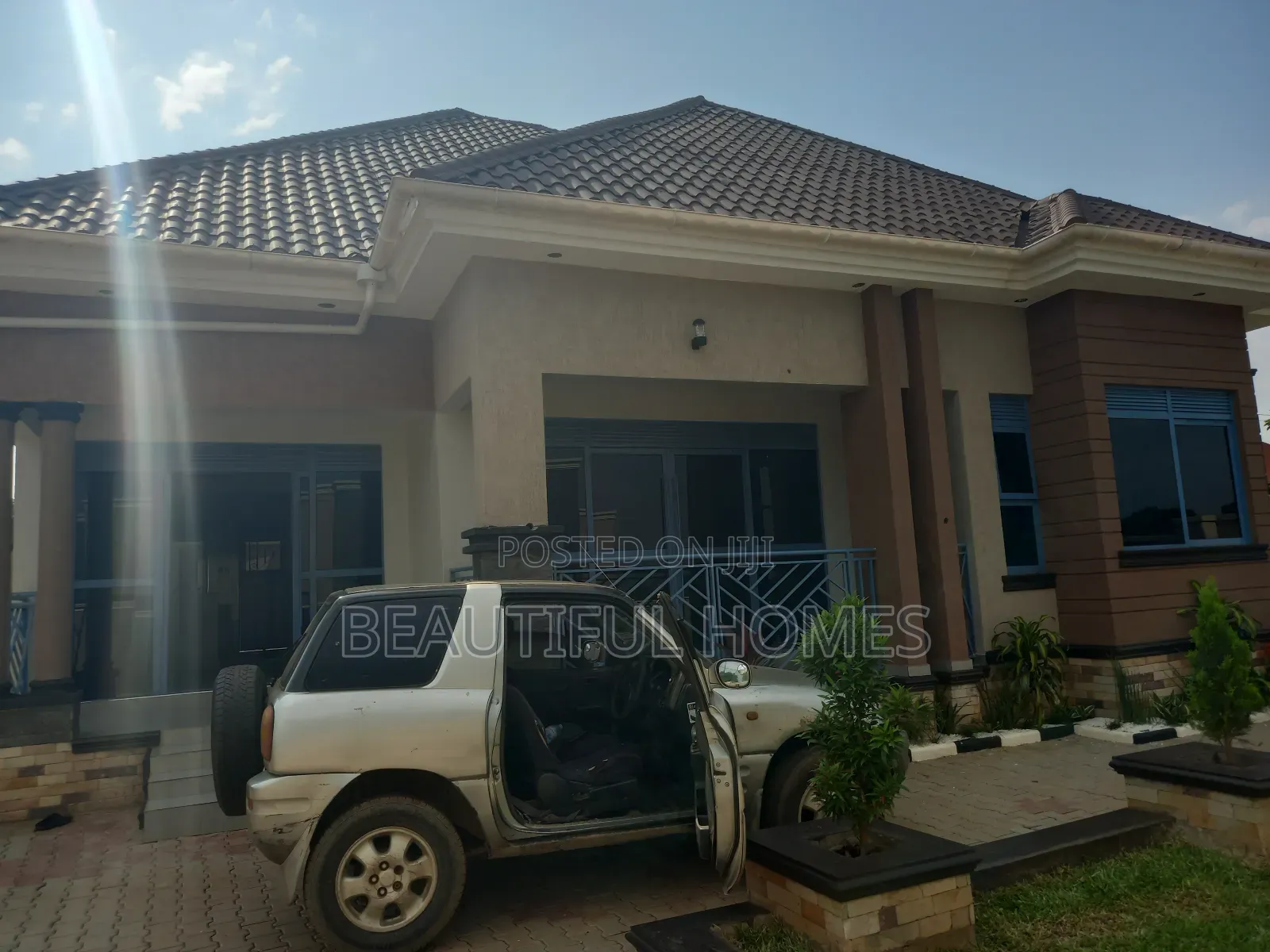Furnished 4bdrm House in Kira for sale