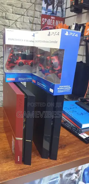 Playstation 4 System Bundle: Includes 2 Controllers 10 Games