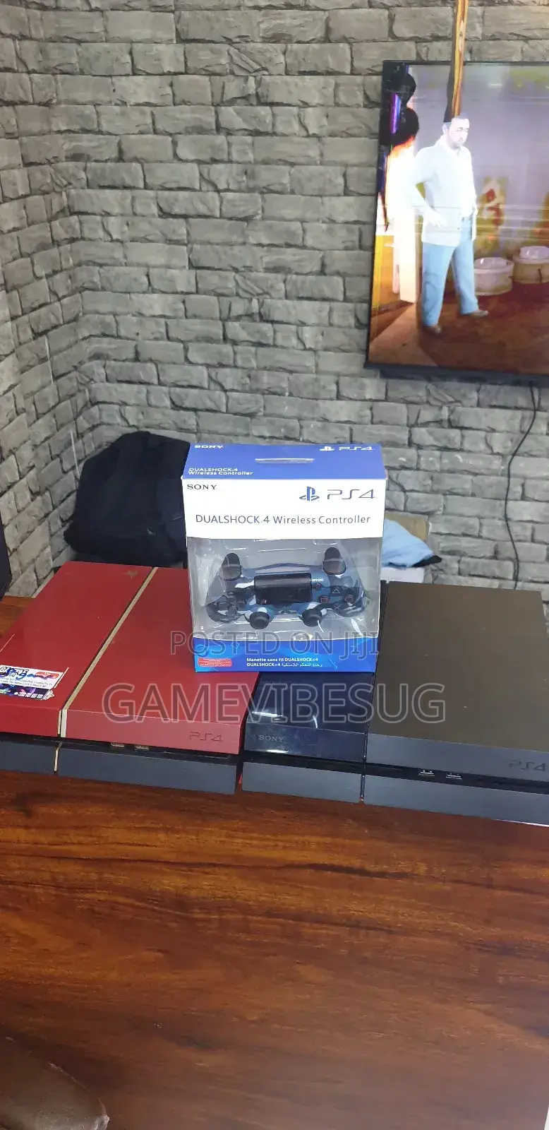 Playstation 4 Bundle Ideal for 2 Players - 10 Games Included
