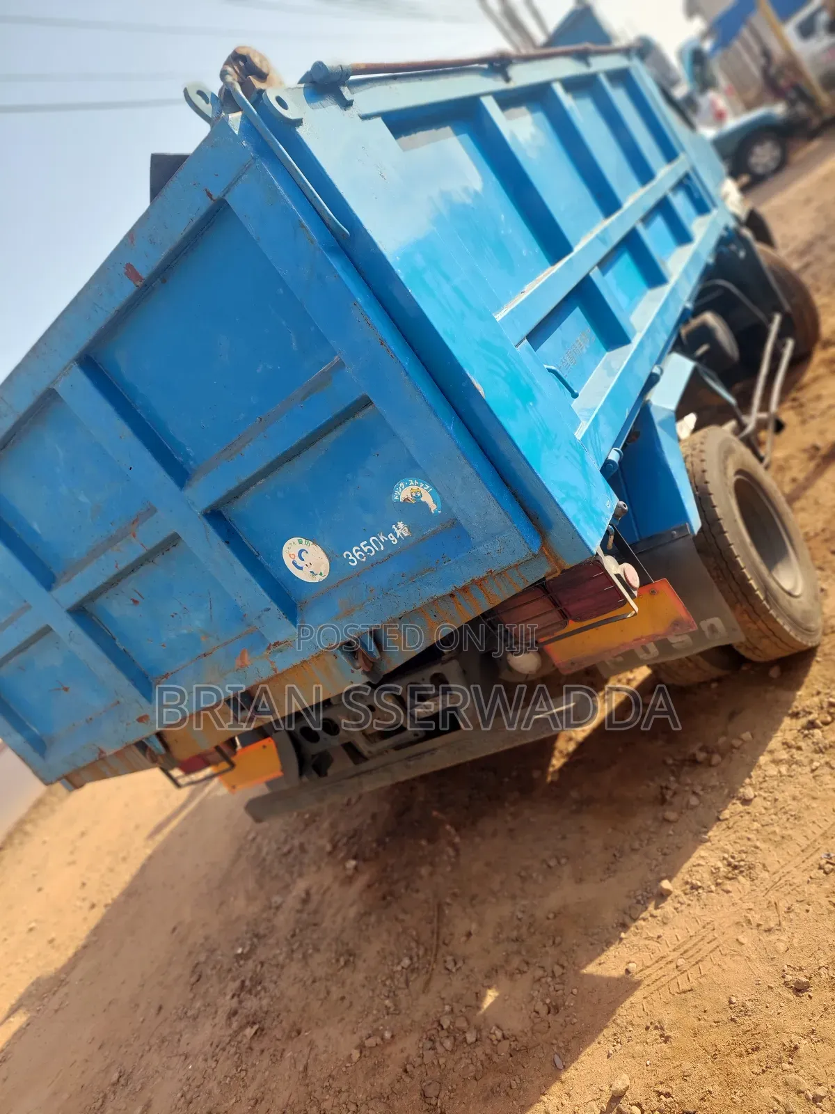 Mitsubishi Fuso 1999 Blue
