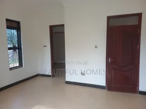 Furnished 3bdrm House in Kira for sale