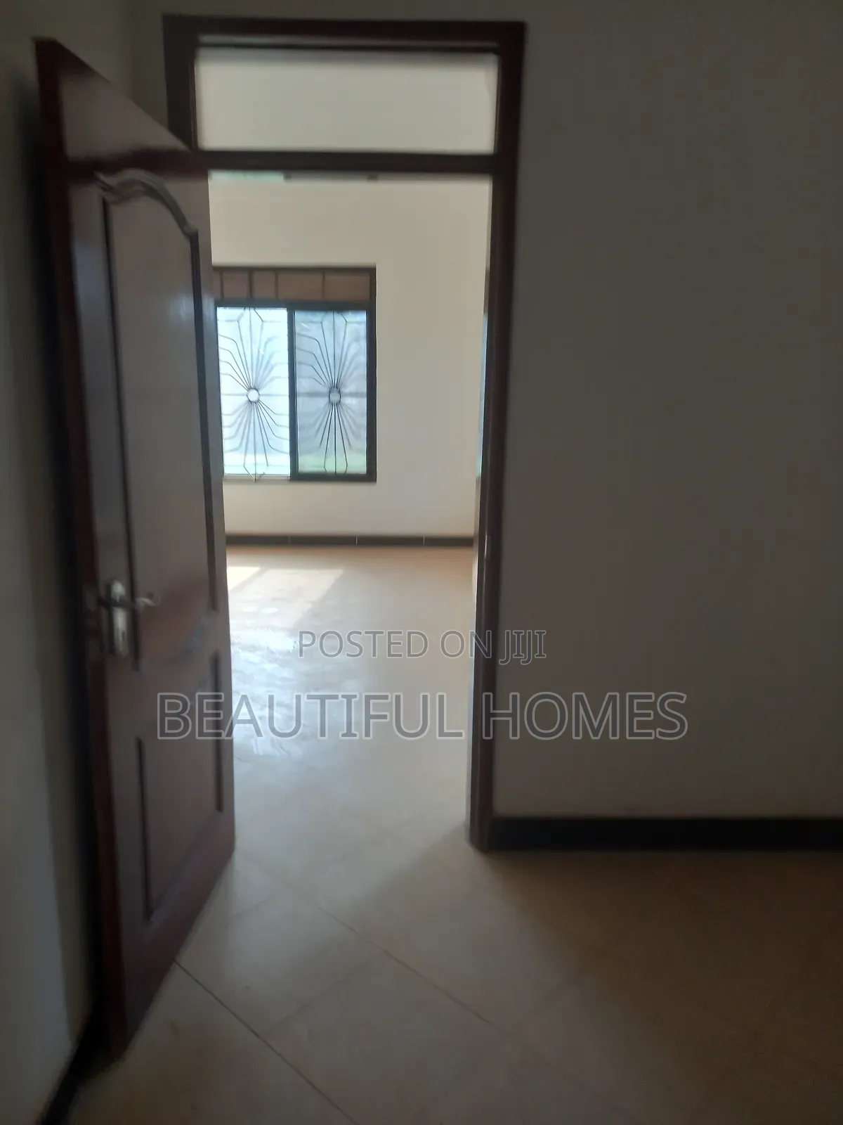 Furnished 3bdrm House in Kira for sale