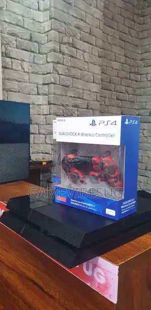 Ps4 Standard Console Set: Comes With 10 Games 2 Controllers