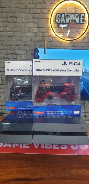 Massive Ps4 Game Bundle! 10 Discs Included + 2 Controllers