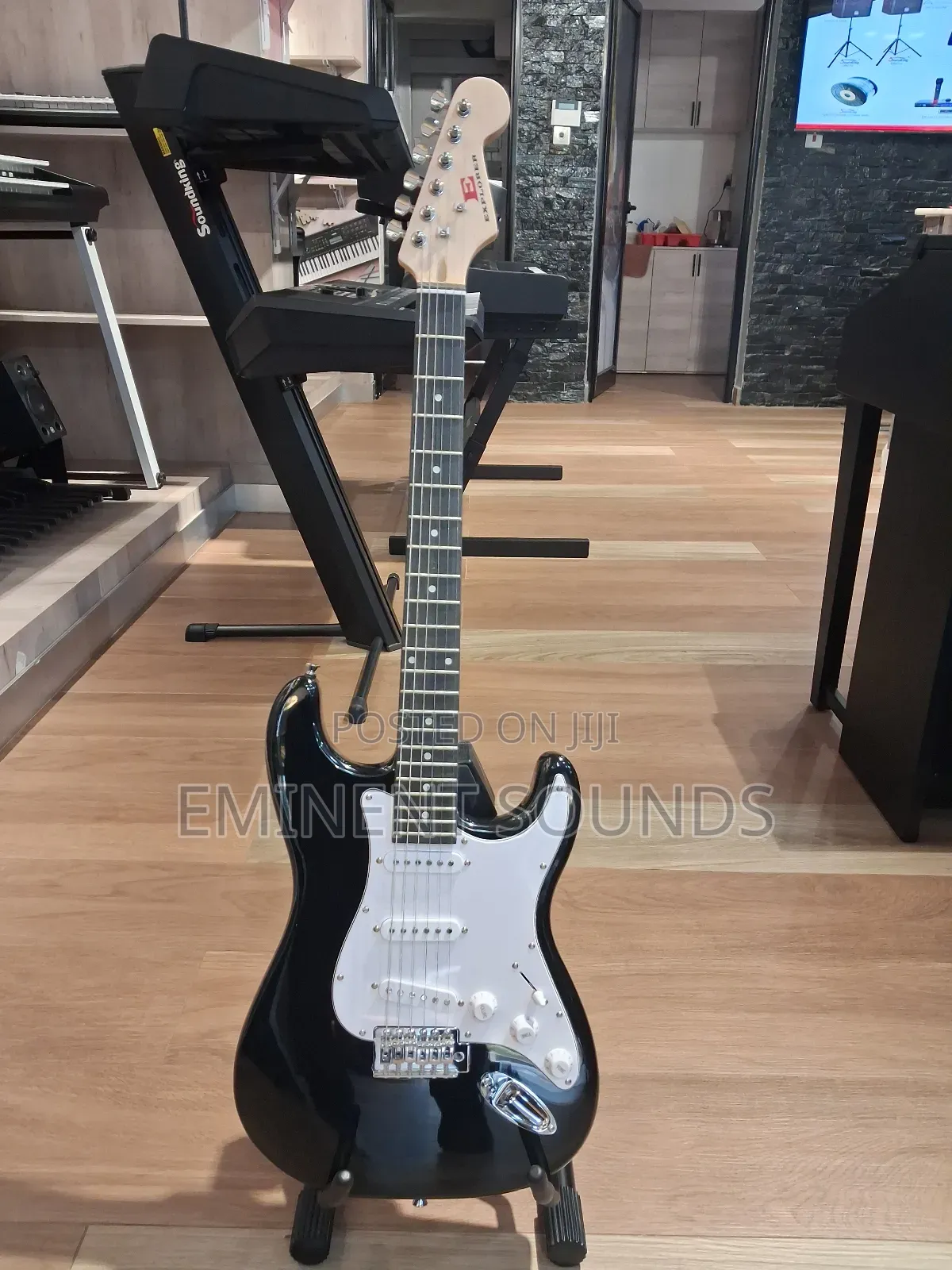 Explorer Electric Guitar Lg2