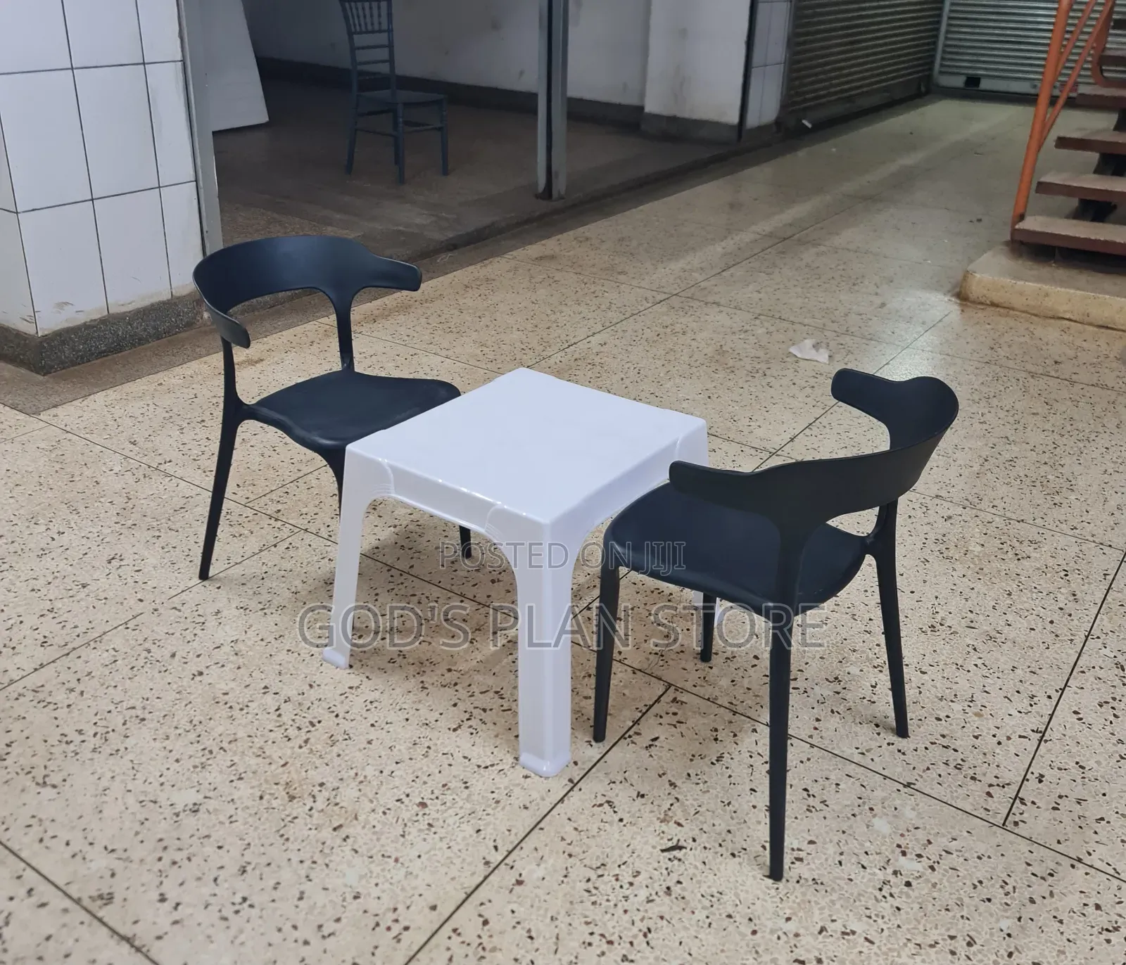 C-Back Plastic Chairs and Table Plastic Chairs and Table Set