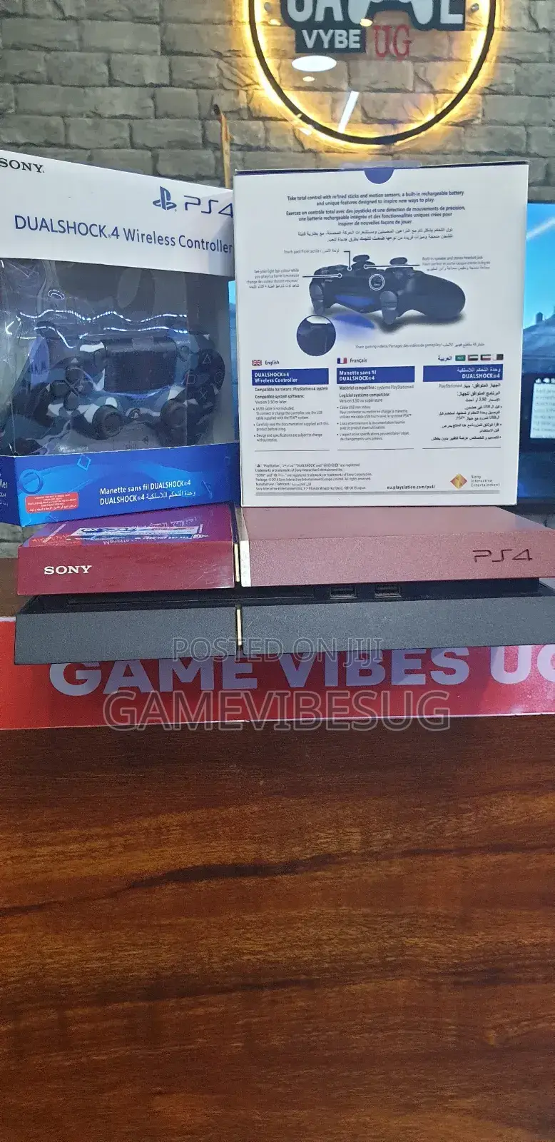 Ps4 Console (Standard) - 2 Dualshock Pads and 10 Games Pack