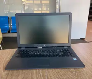 Laptop HP 250 G6 8GB Intel Core I3 HDD+SSD 500GB