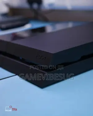 Ps4 Family Fun Bundle - 2 Controllers 10 Great Games Pack