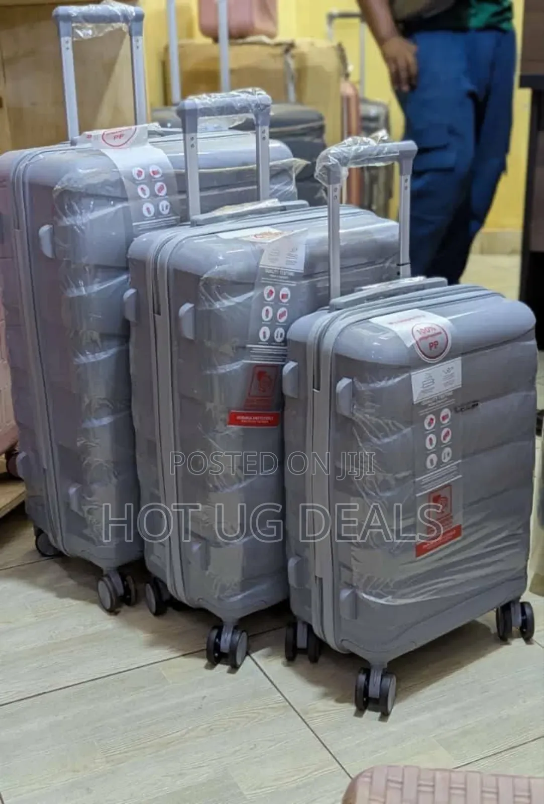 3 Piece Of Rubber Luggage Trolley Suitcase Set With Spinner Wheels