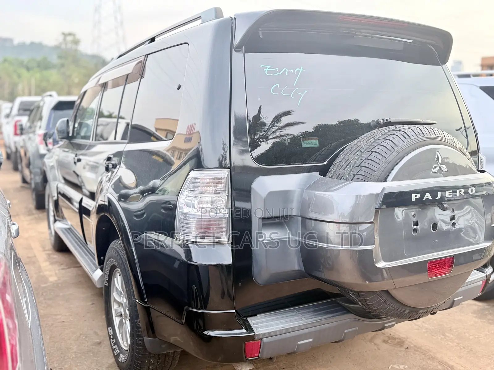 Mitsubishi Pajero V80 3.0 VR-I 2013 Black