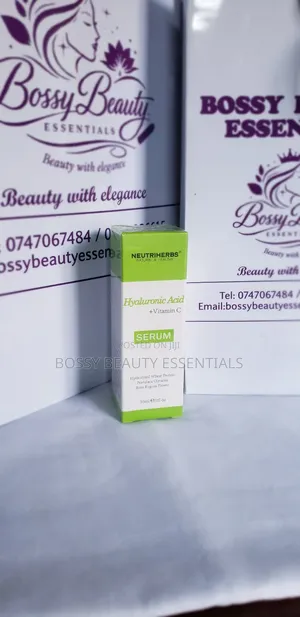 Neutriherbs Hyaluronic And Vitamin C Serum
