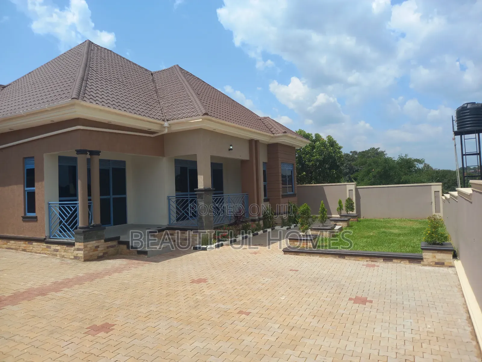Furnished 4bdrm House in Kira for sale