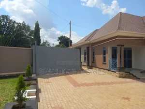 Furnished 4bdrm House in Kira for sale