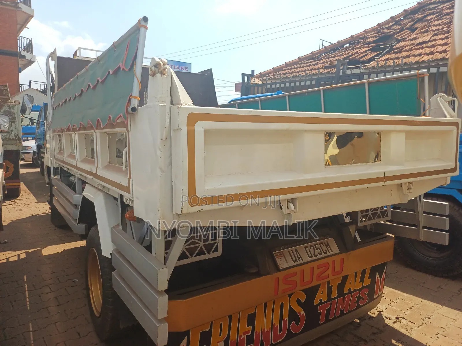 Isuzu Forward Tipper