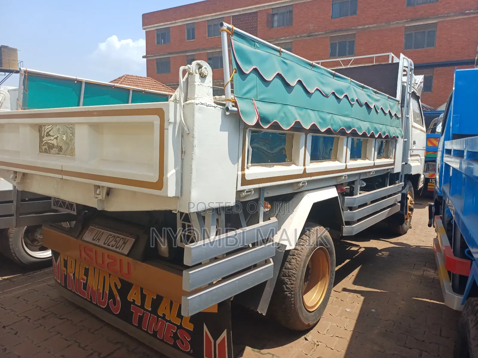Isuzu Forward Tipper