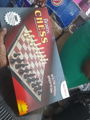 Its Brain Chess Game Board