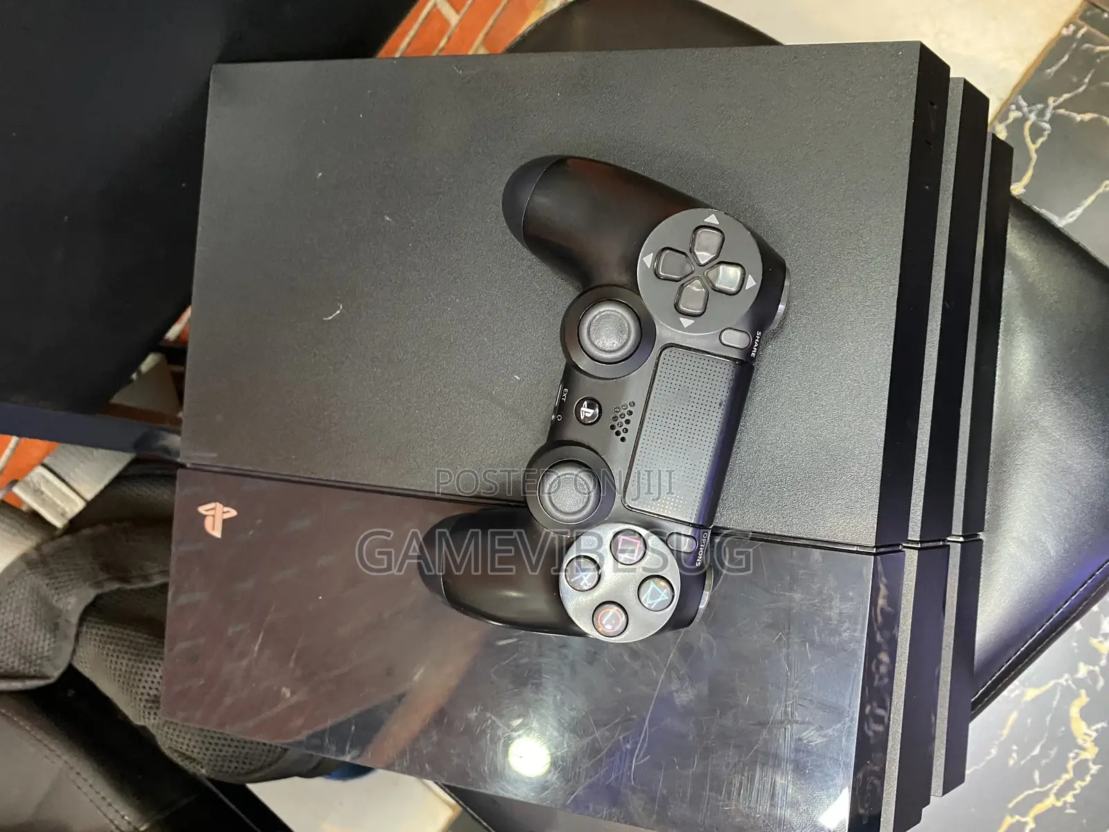 Top Quality Ps4 Standard Pack - 2 Pads, 8 Games, Power and Hdmi