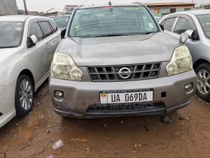 Nissan X-Trail 2011 Silver