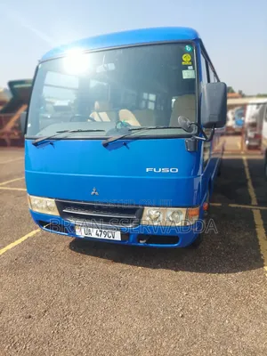Mitsubishi Fuso Rosa 2011 Blue