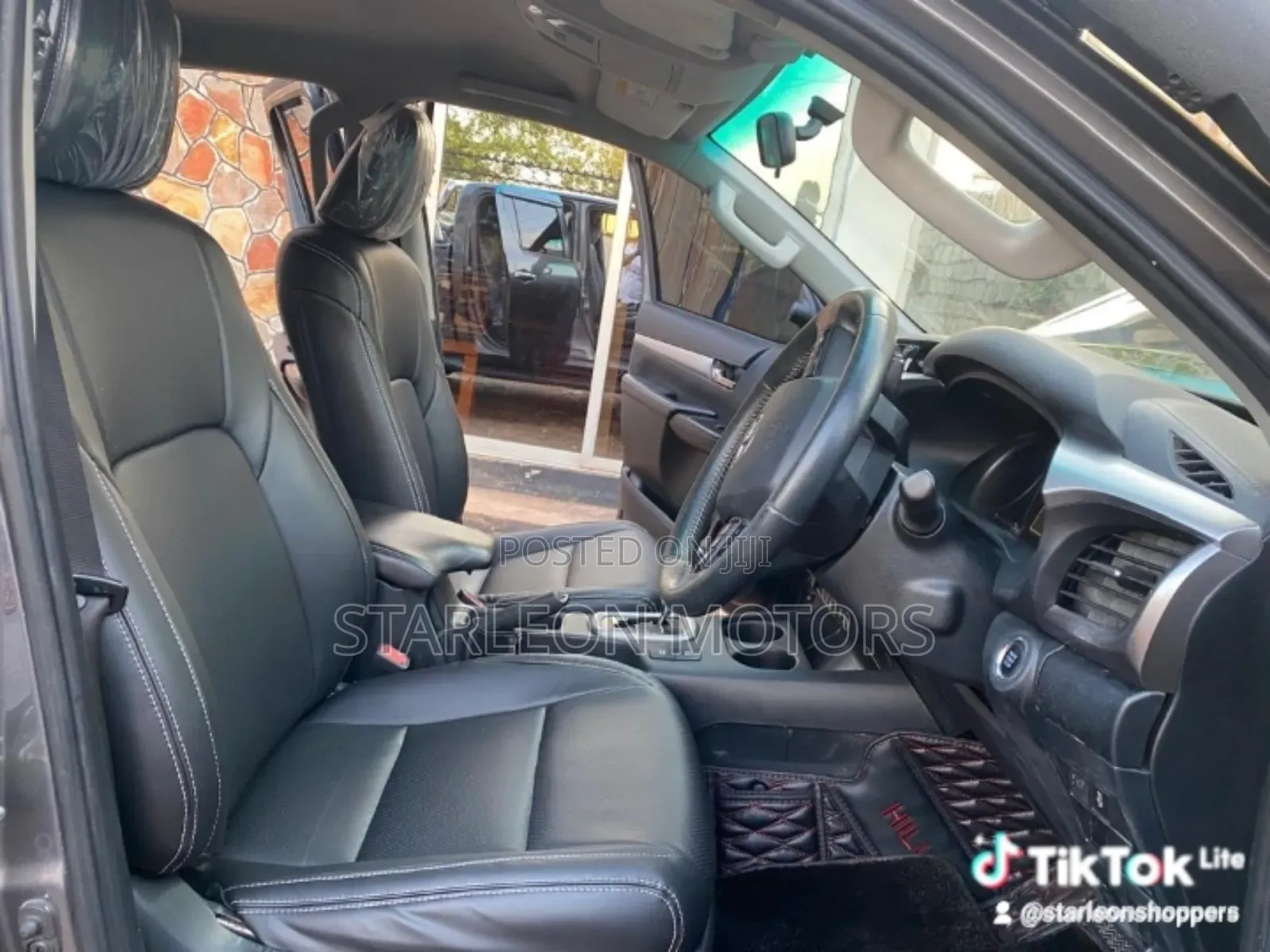 Toyota Hilux Revo Double Cab Deisel 2.8 RWD 2017 Gray