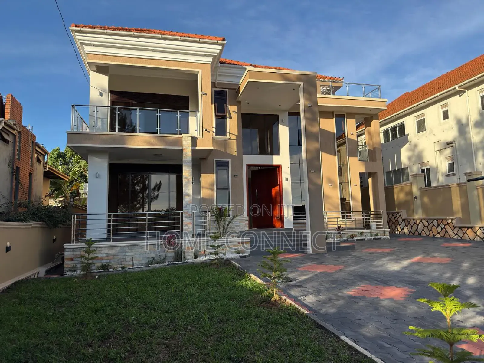5bdrm Duplex in Akright Estate, Central Division for sale