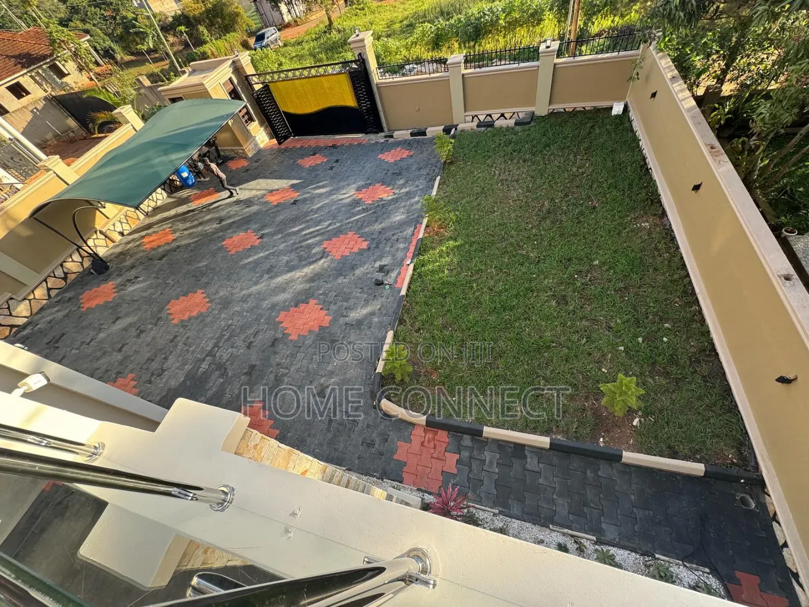 5bdrm Duplex in Akright Estate, Central Division for sale