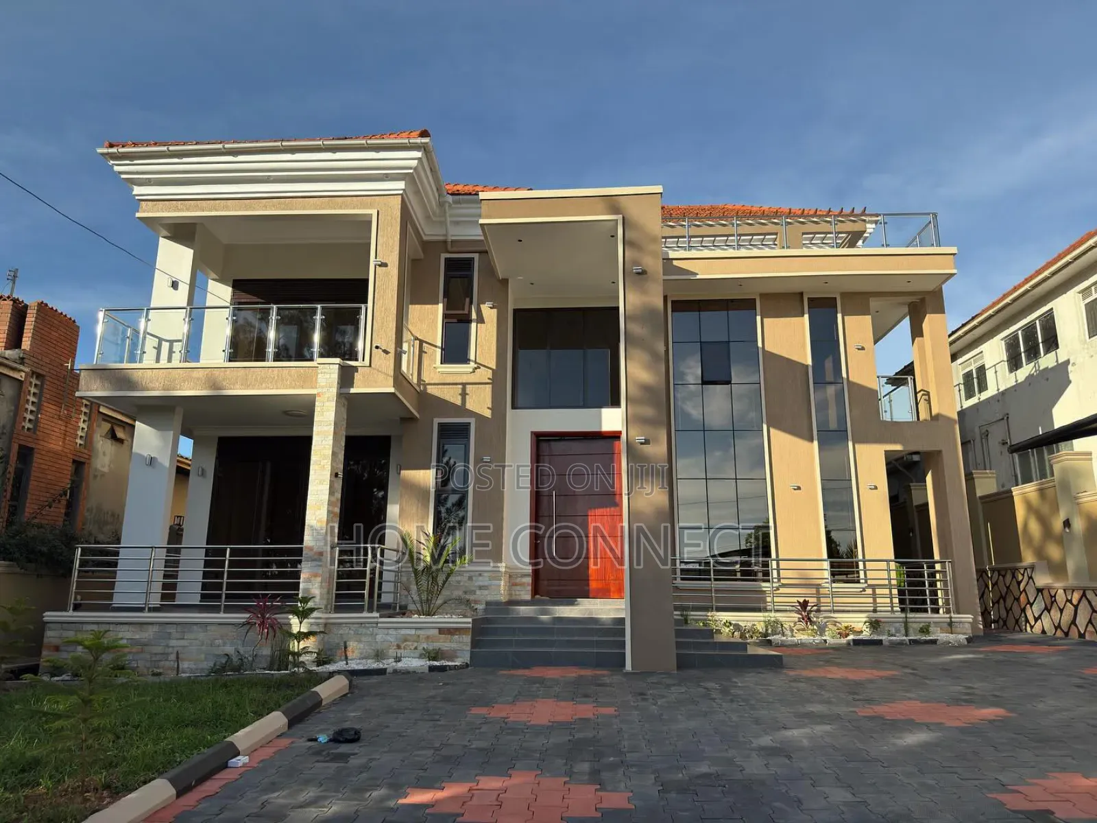 5bdrm Duplex in Akright Estate, Central Division for sale
