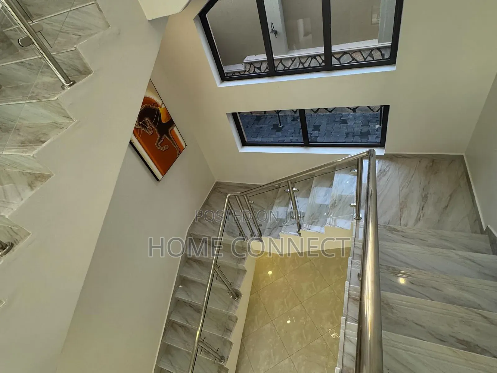 5bdrm Duplex in Akright Estate, Central Division for sale