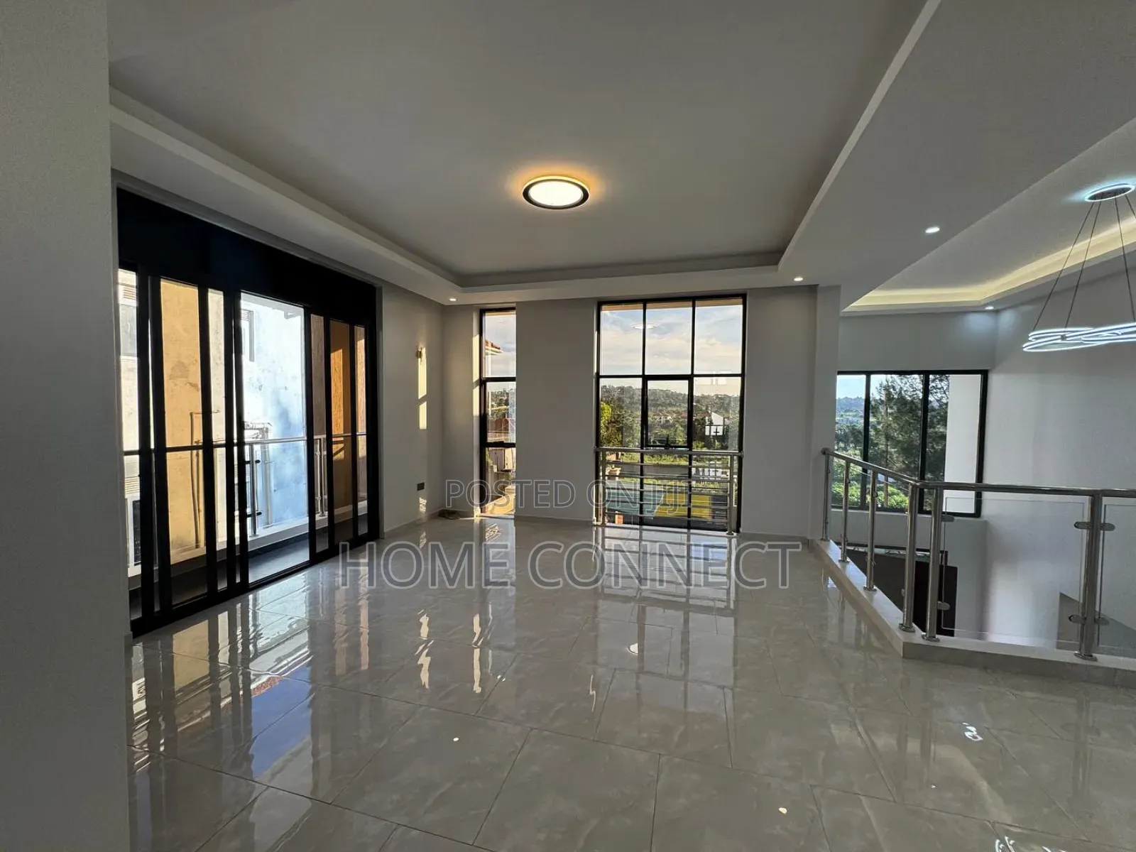 5bdrm Duplex in Akright Estate, Central Division for sale