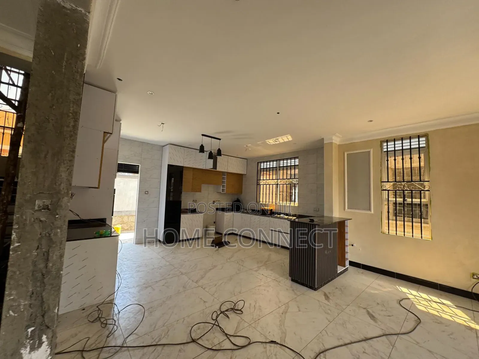 6bdrm Duplex in Serena Kigo, Central Division for sale